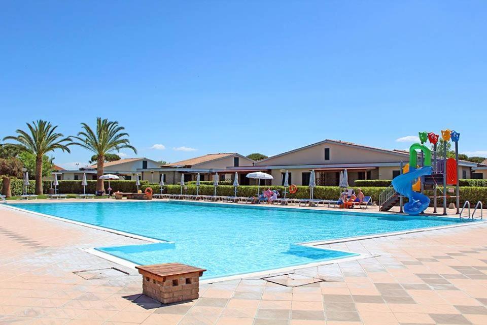 La Cecinella Apartments Marina di Cecina Buitenkant foto