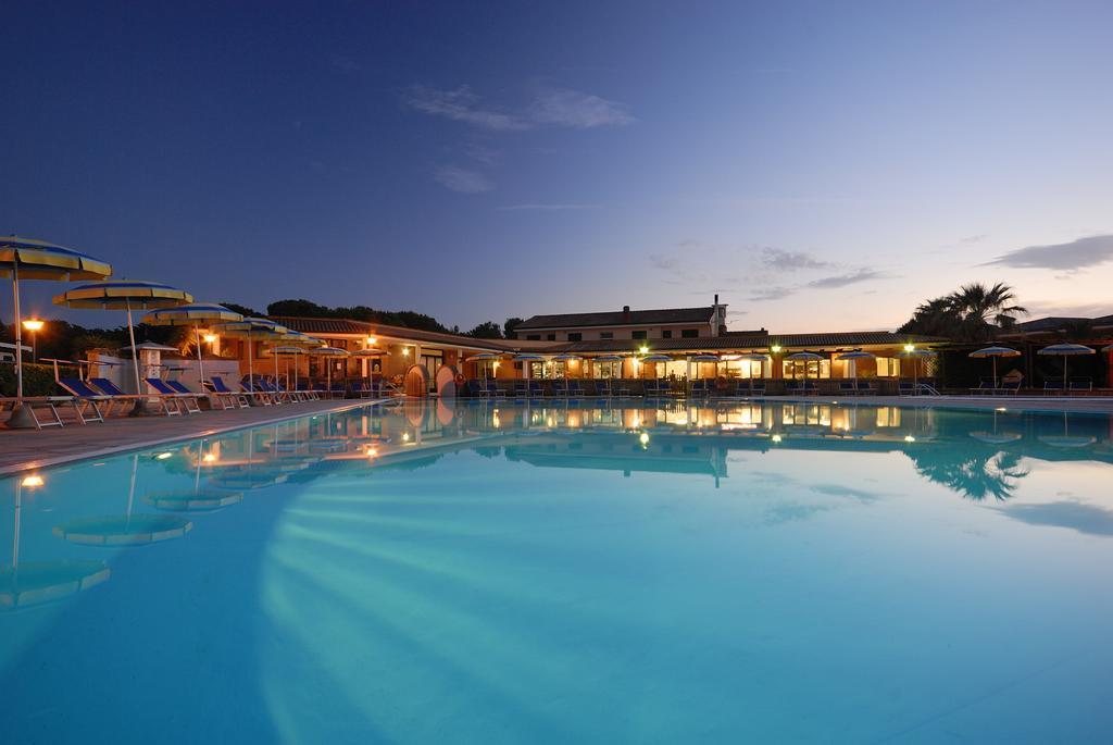 La Cecinella Apartments Marina di Cecina Buitenkant foto