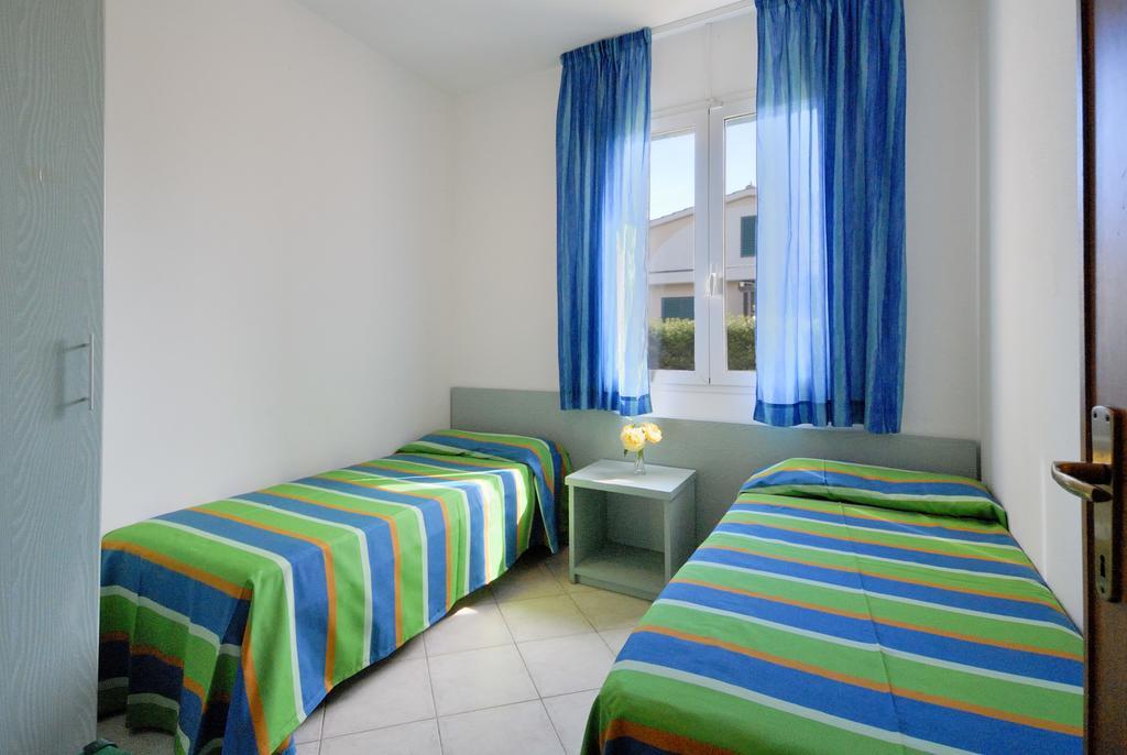 La Cecinella Apartments Marina di Cecina Buitenkant foto
